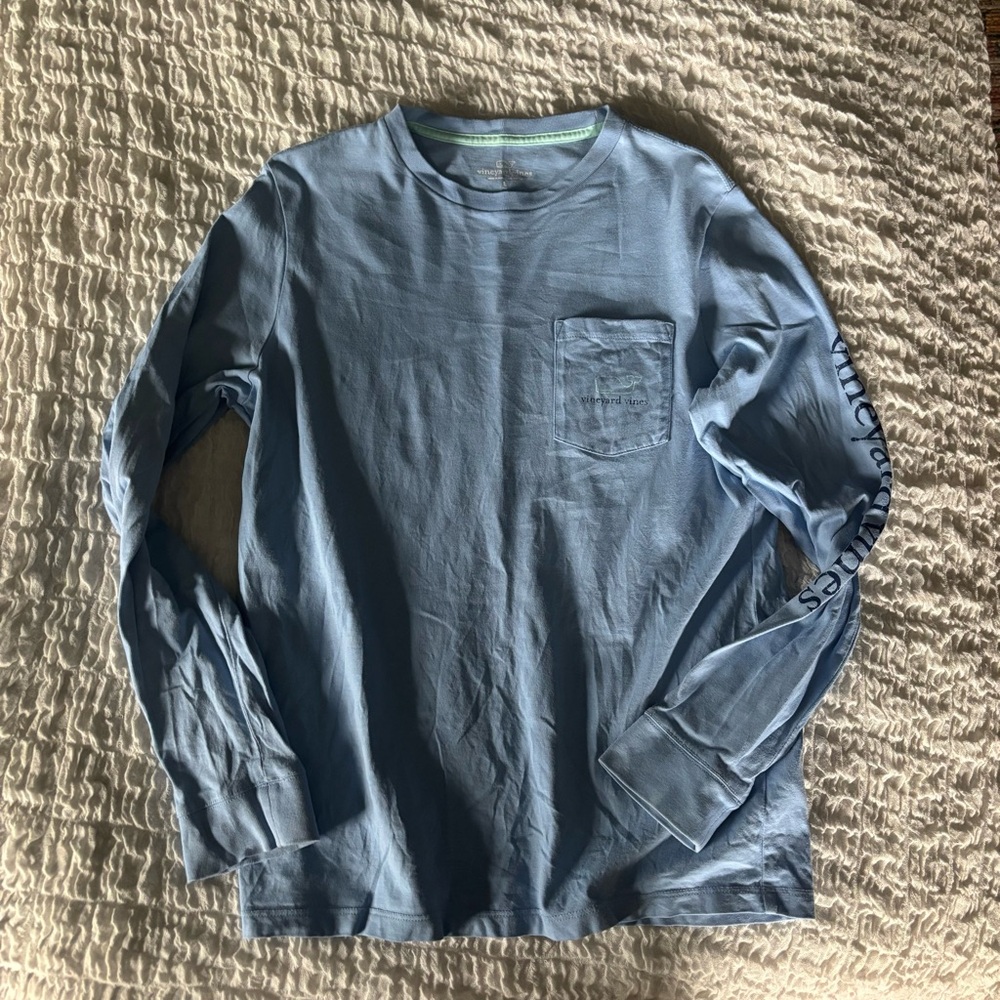 Vineyard Vines boys size 16 Light Blue Long Sleeve Tee